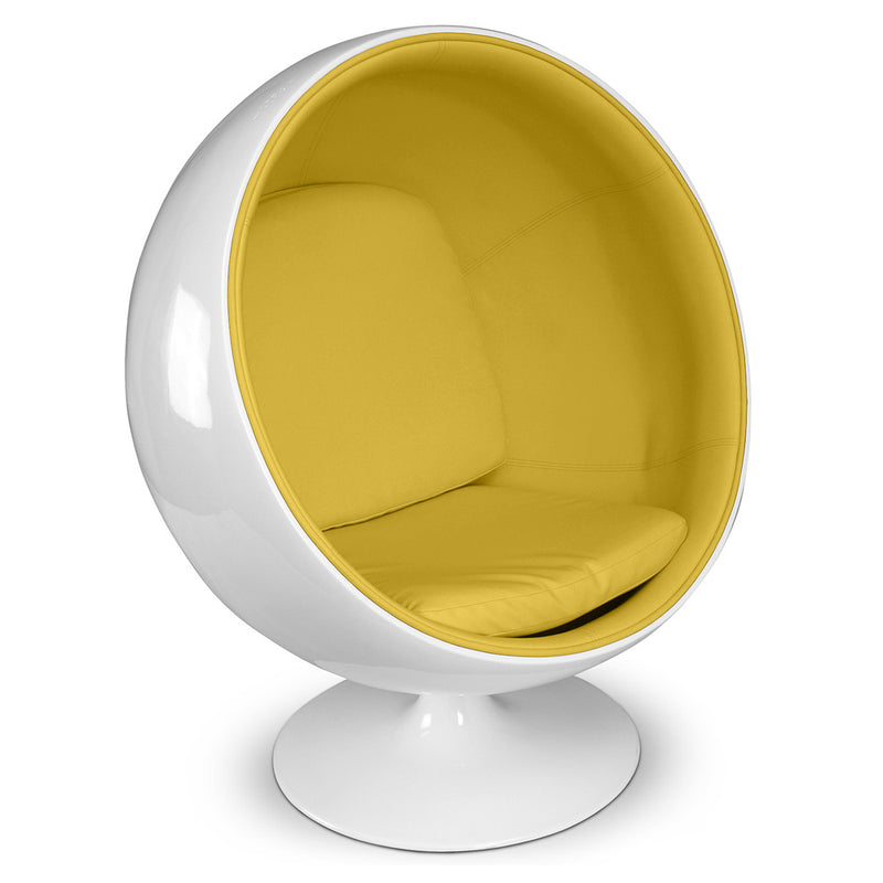 Poltrona Design Boule - Revestida em Similicouro - Batton