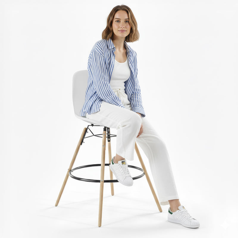 Bar Stool - Scandinavian Design - Wooden Legs - Pack of 4 - Skögur