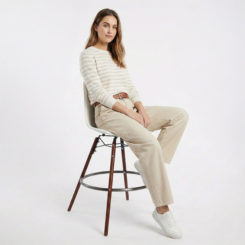 Bar Stool - Scandinavian Design - Dark Wood Legs - Skögur