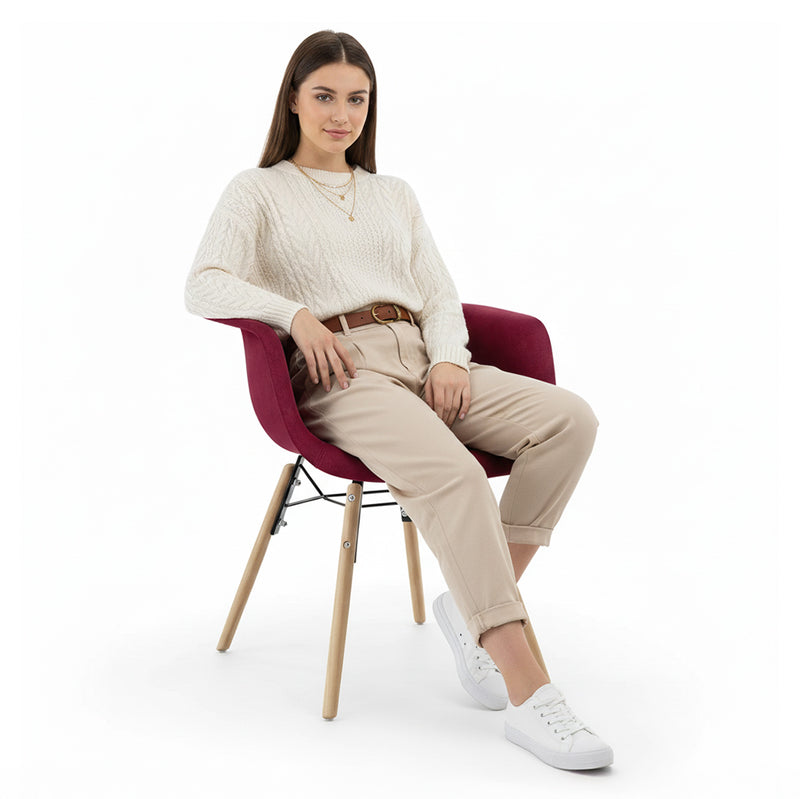 Velvet Dining Chair - Scandinavian Design and Wooden Legs - Nordika