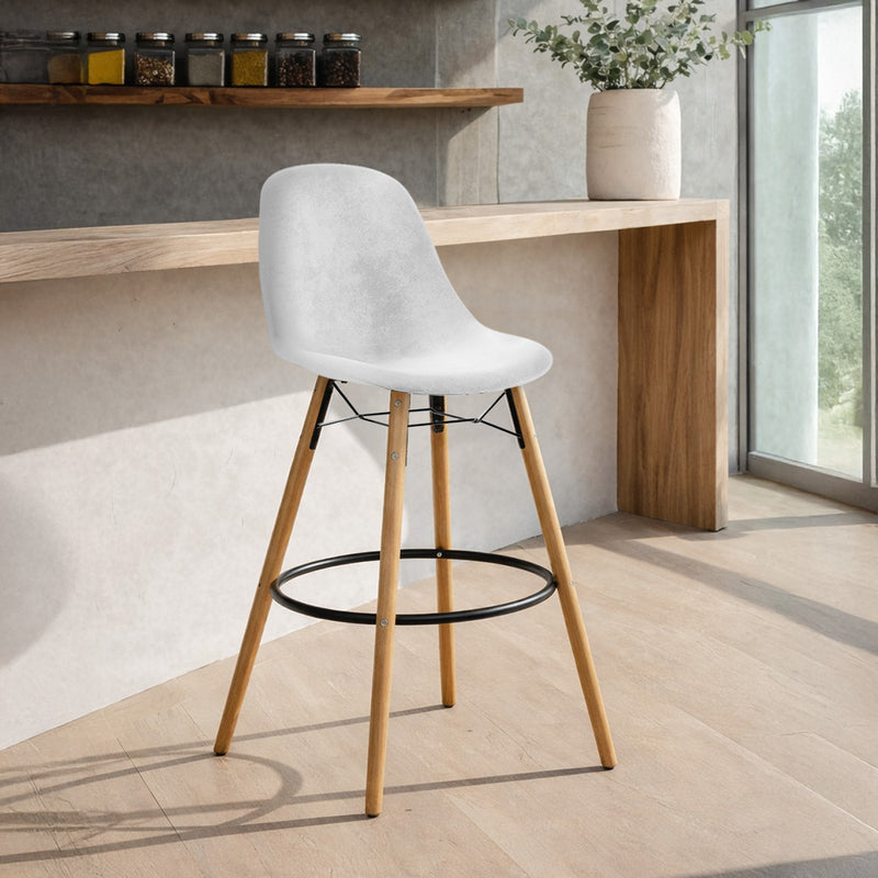 Velvet Bar Stool - Scandinavian Design and Wooden Legs - Skögur