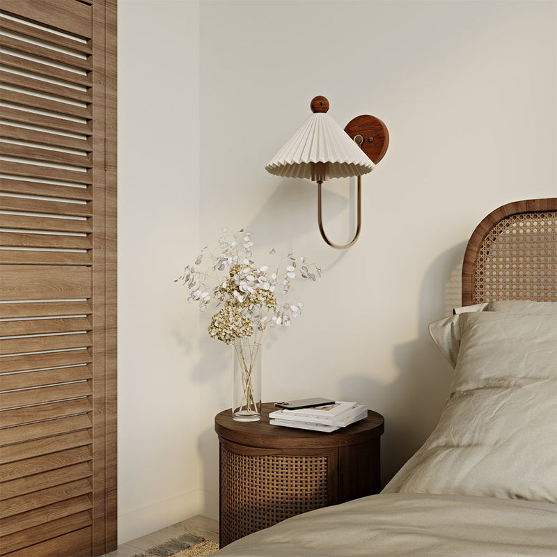Wall Lamp Aged Gold - Vintage Wall Sconce - Rubi