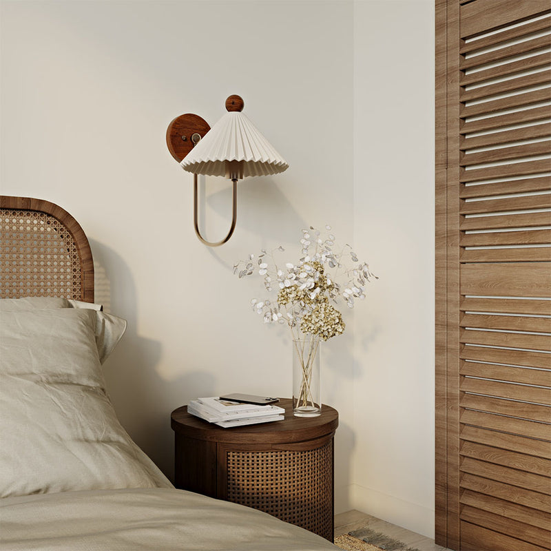 Wall Lamp Aged Gold - Vintage Wall Sconce - Rubi