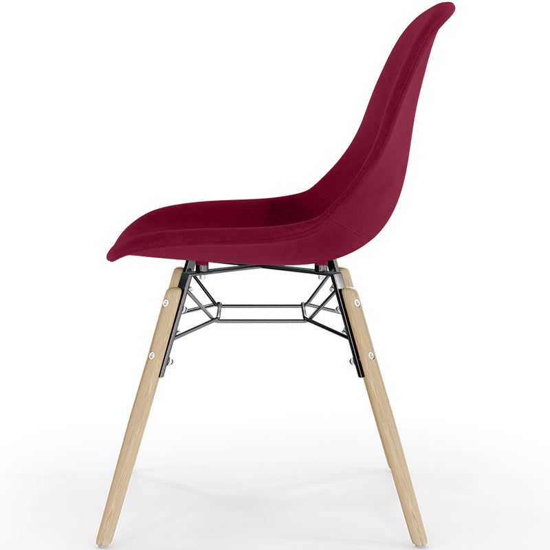 Velvet Dining Chair - Scandinavian Design and Wooden Legs - Skögur