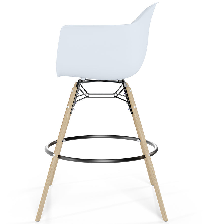 Bar Stool - Scandinavian Design - Wooden Legs - Nordika