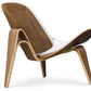 Poltrona design - Poltrona escandinava - Revestida em couro - Lucy