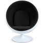Poltrona Design Boule - Revestida em Similicouro - Batton