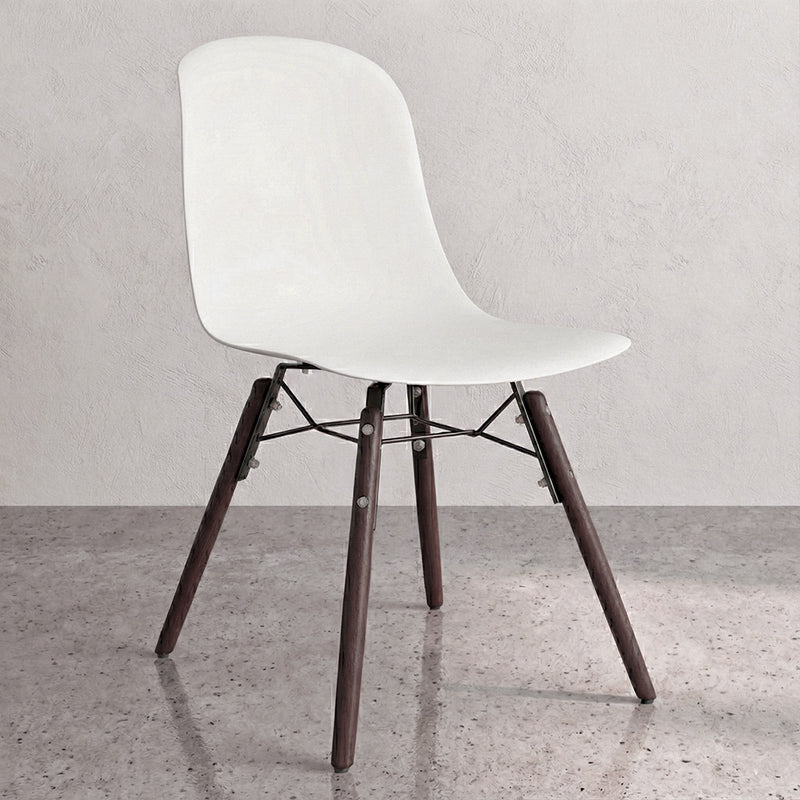 Dining chair with dark wood legs – Modern style and functionality - Broly