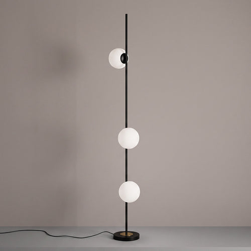 Stehlampe Elsie mit 3 Leuchtmitteln – Metall und Glas