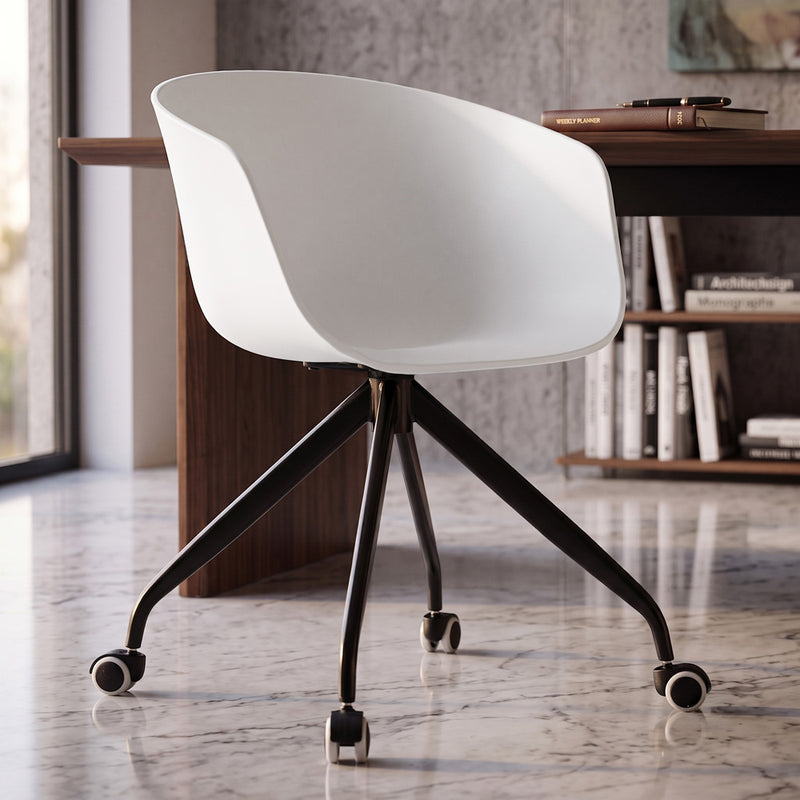 Sedia da ufficio Joan design con braccioli e ruote