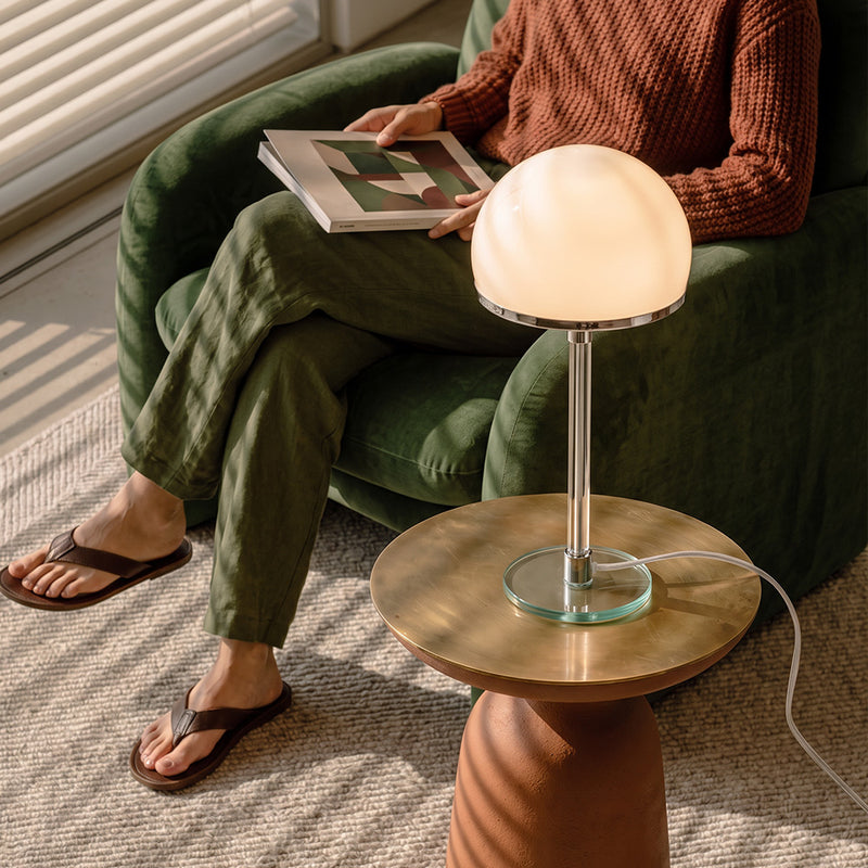 Lampada da scrivania Nauhas - rame cromato/vetro opalino